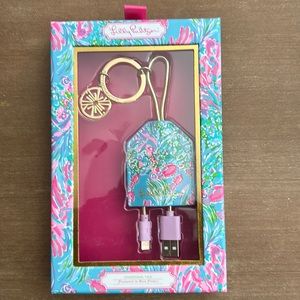 Lilly Pulitzer Charging Tag Featured in Best Fishes New In Box
